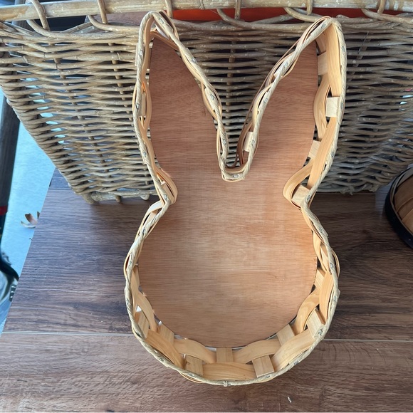 Basketweave bunny face basket tray - Picture 2 of 4